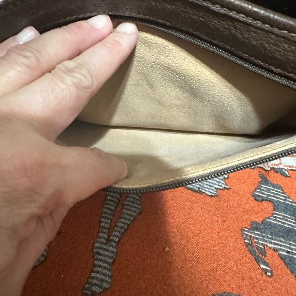 GUCCI❤️🌟97.01.037 VINTAGE GG BROWN CLUTCH⭐️ - Picture 6 of 9